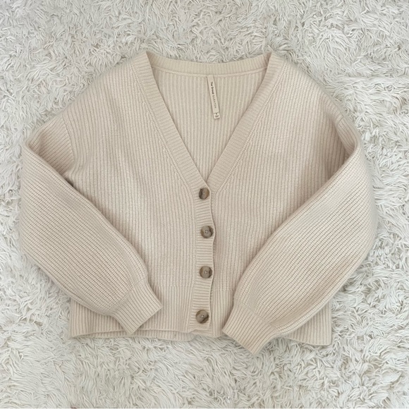 Aritzia Babaton Lagoon Cardigan - Picture 9 of 10